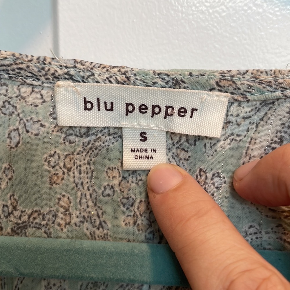 Blu Pepper flowing summer top, teal with beige, size small - Picture 3 of 3
